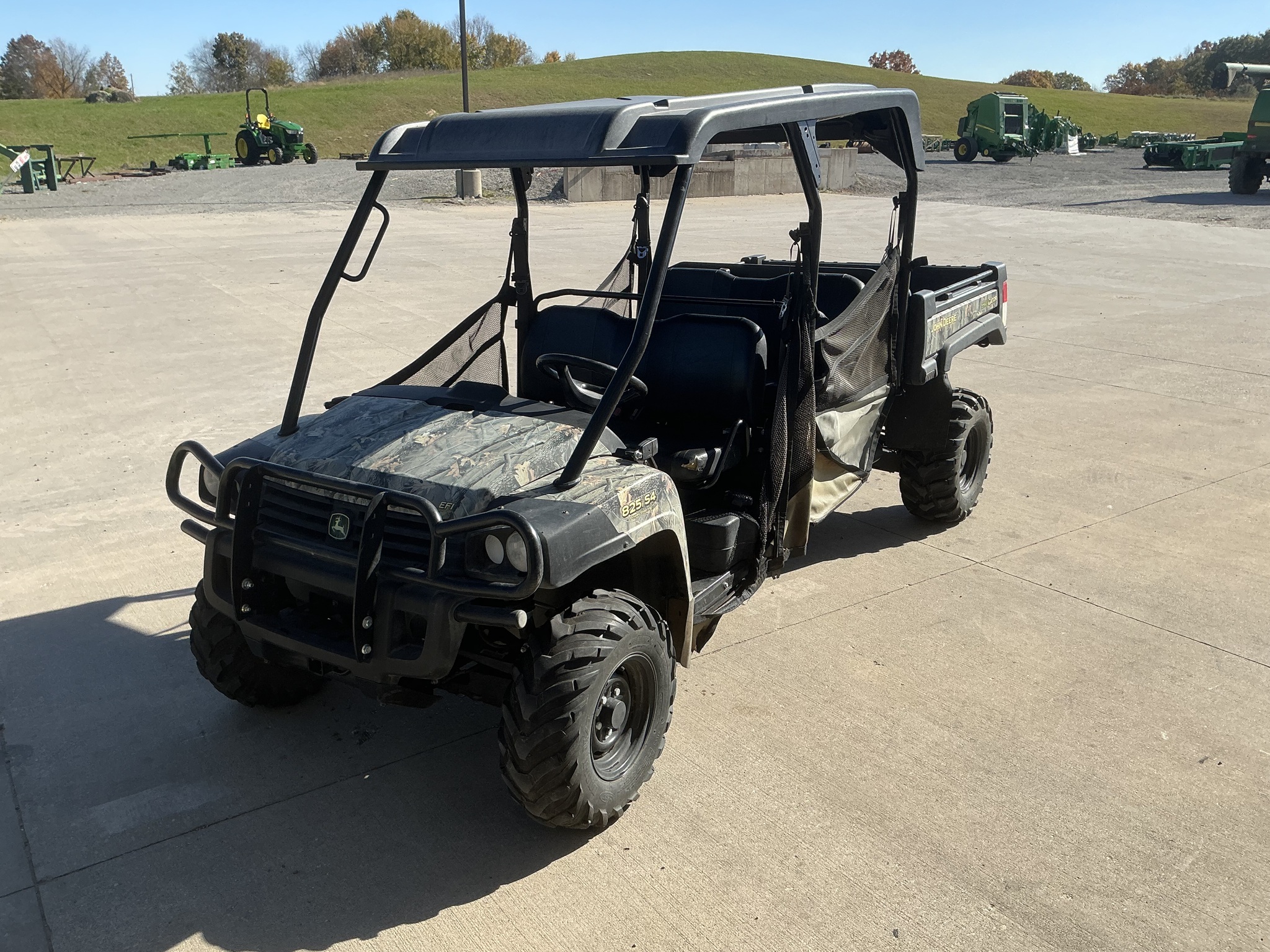 2015 John Deere XUV 825I S4 Image 1