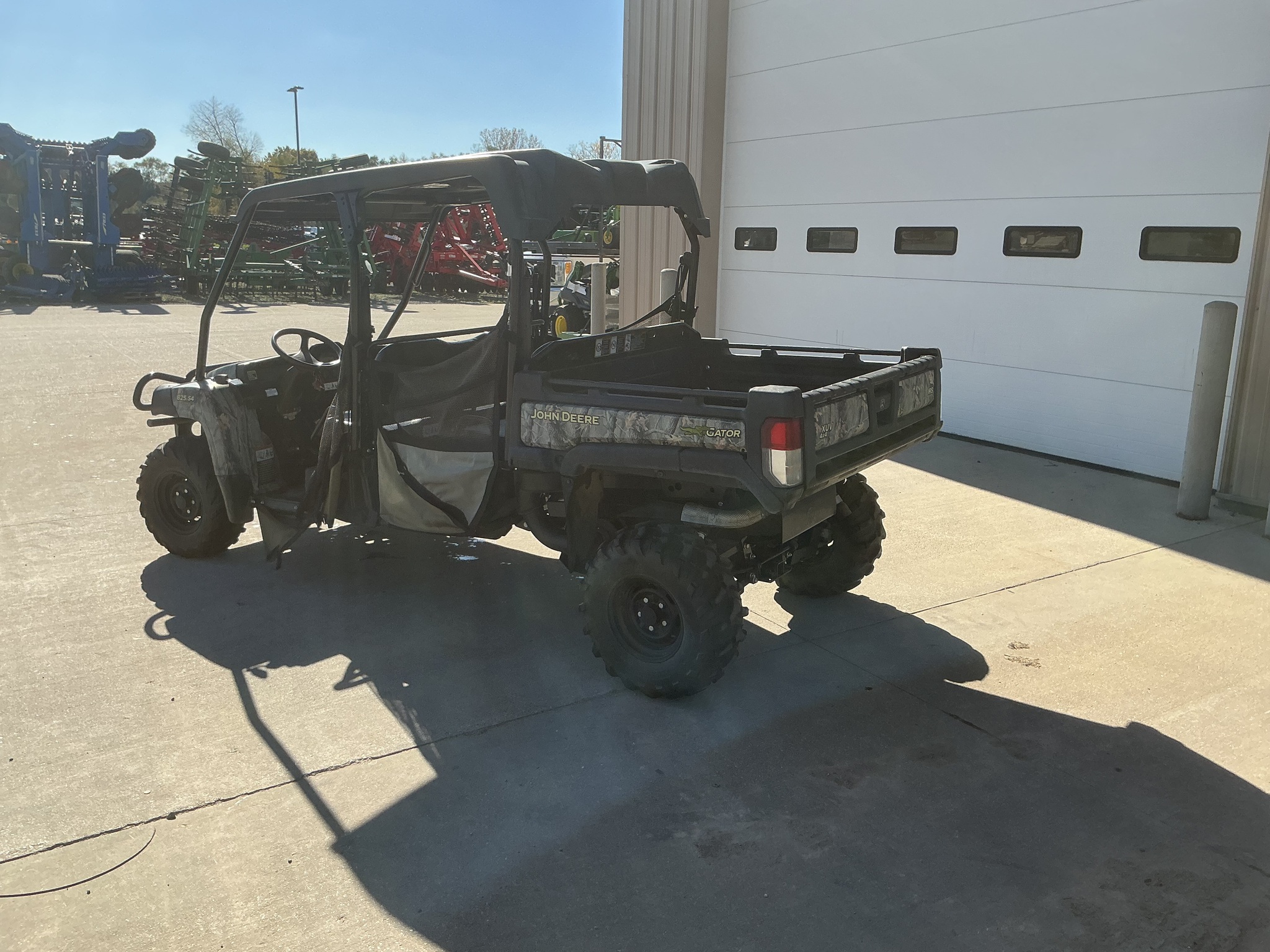 2015 John Deere XUV 825I S4 Image 4