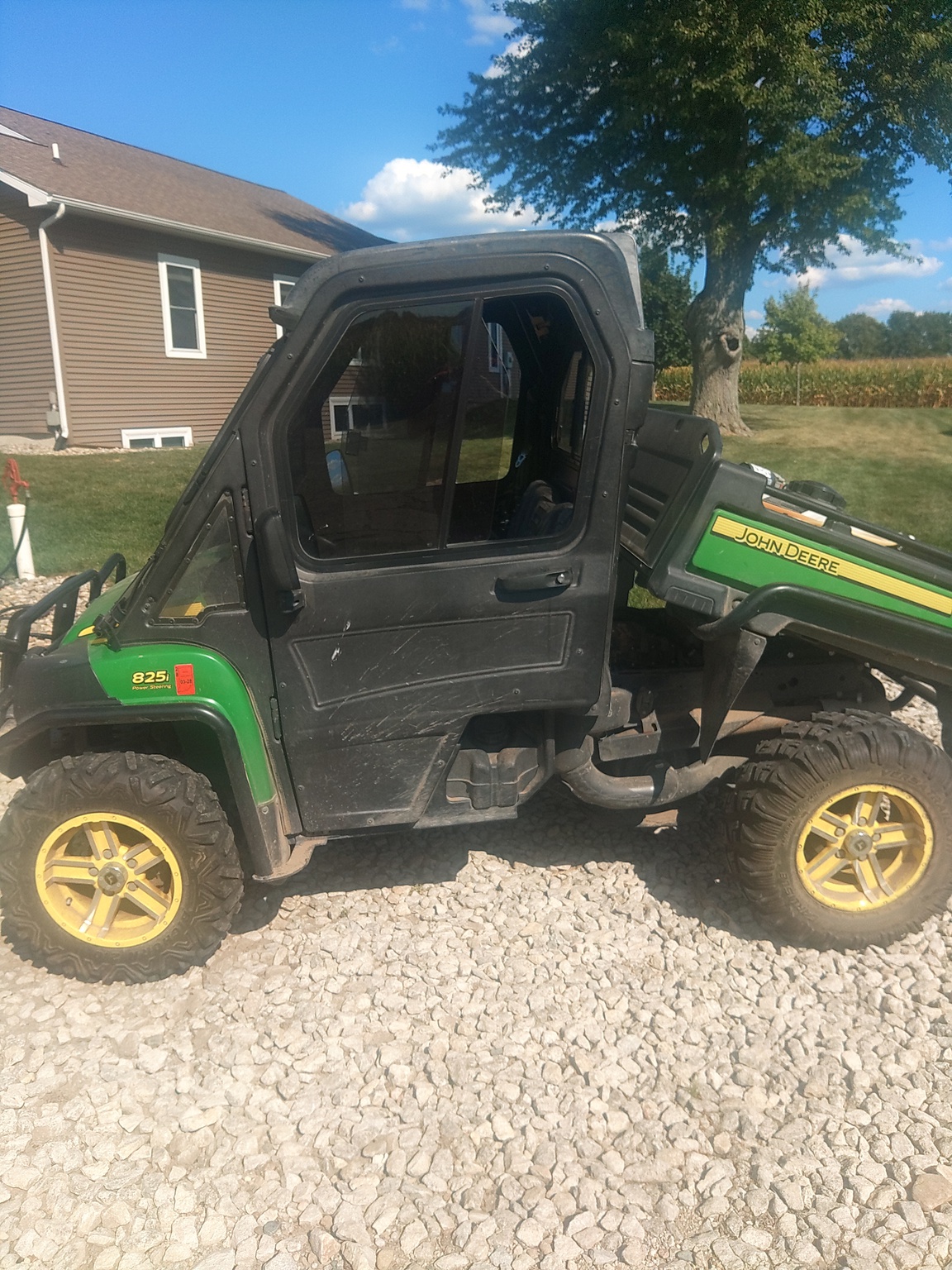 2014 John Deere XUV 825i Power Steering Image 1