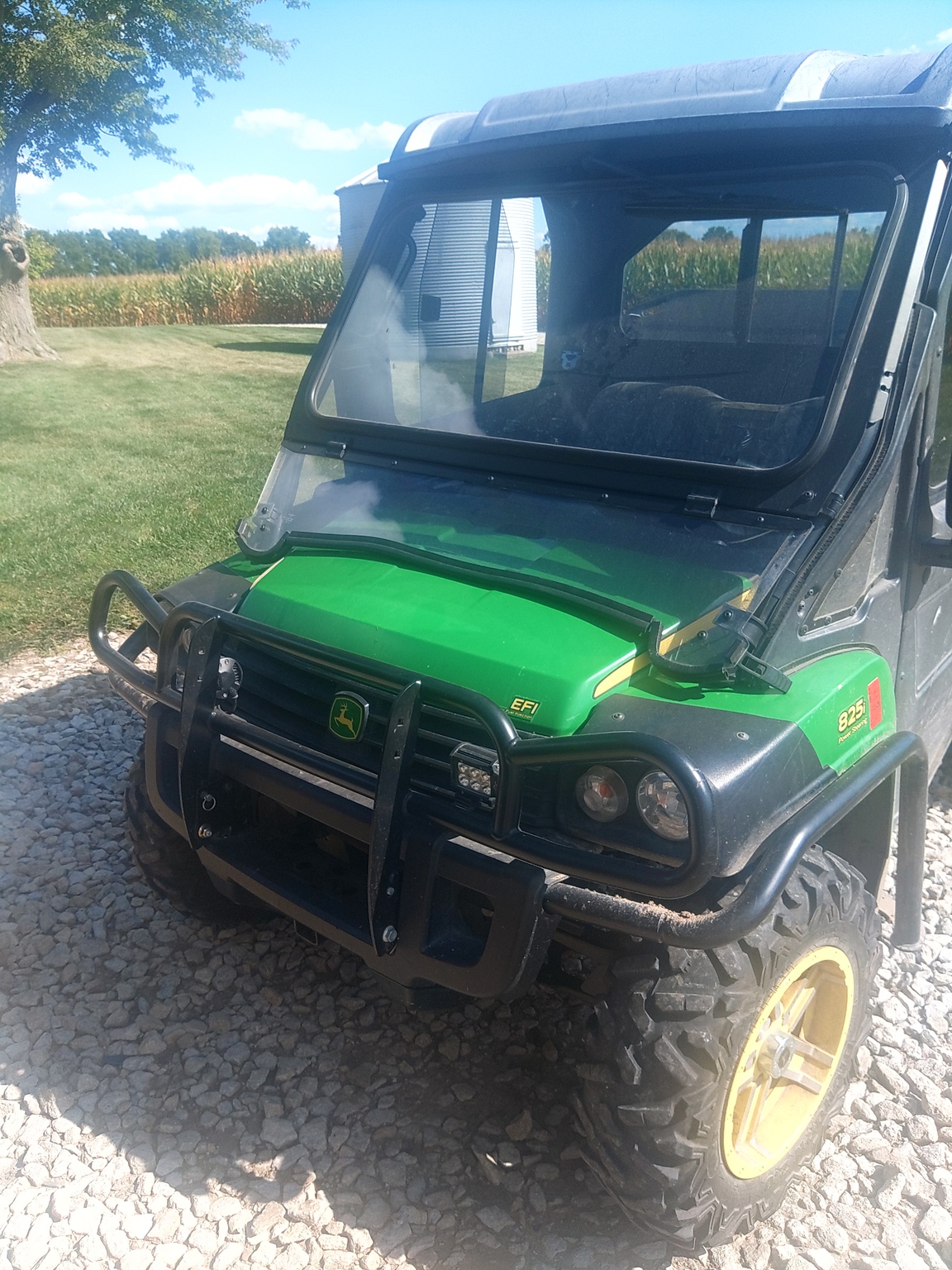 2014 John Deere XUV 825i Power Steering Image 3