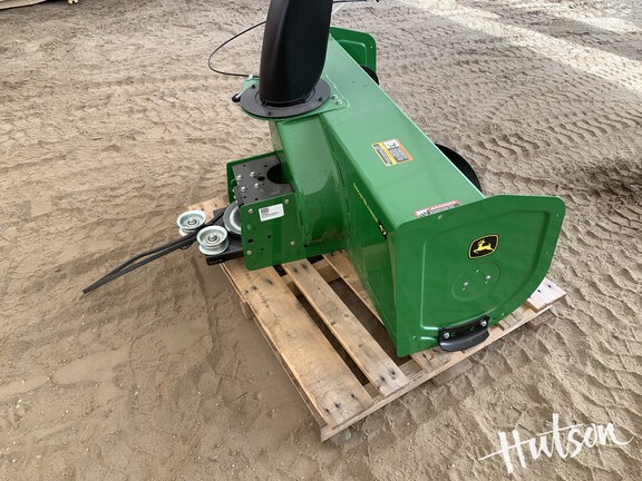 Photo of 2023 John Deere 47IN