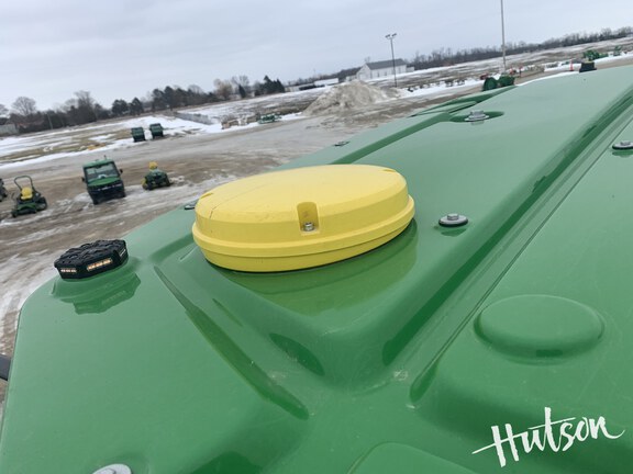 Photo of 2024 John Deere 412R