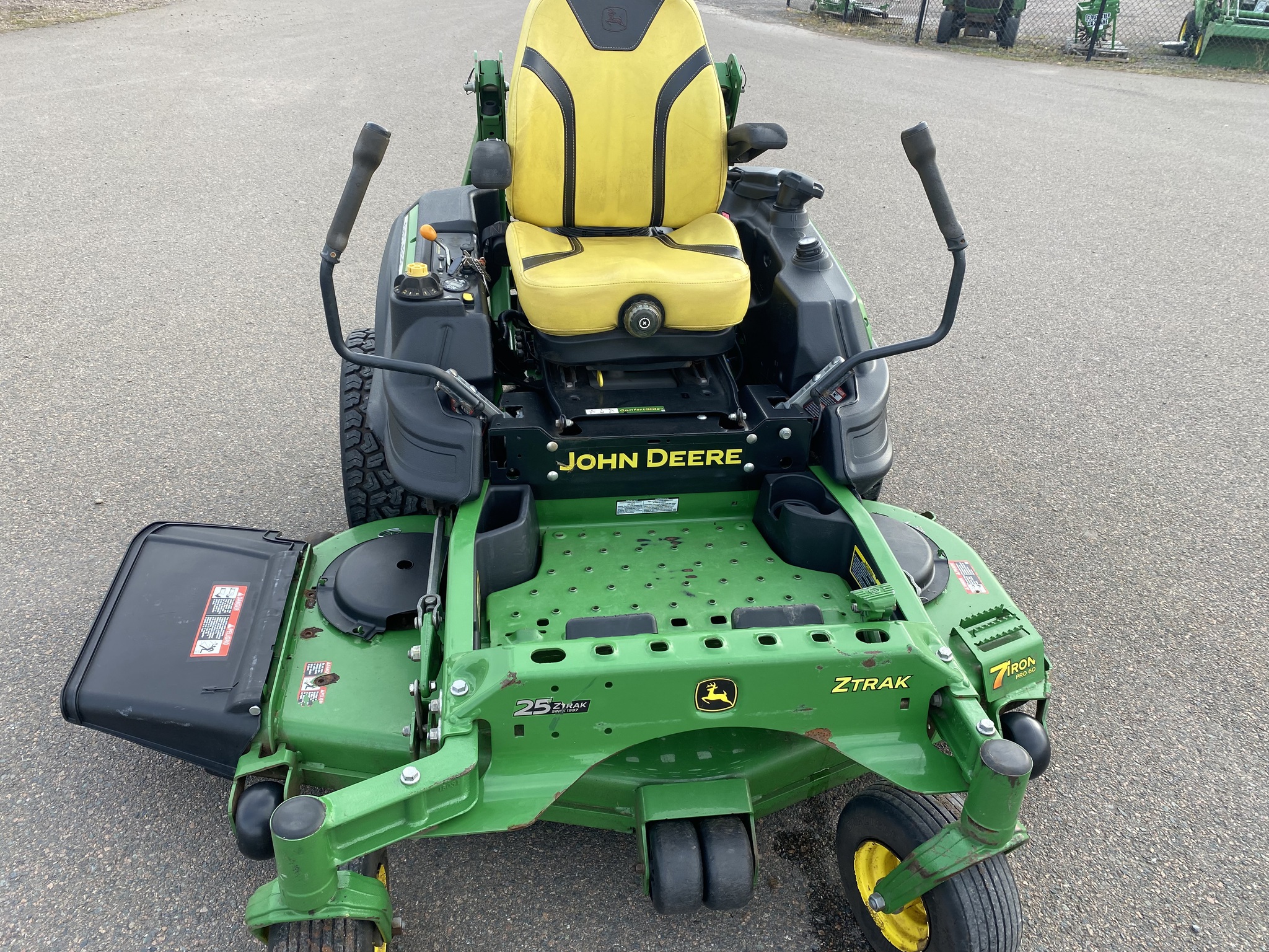 2022 John Deere Z950R Image 3