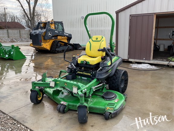 Photo of 2023 John Deere Z960M