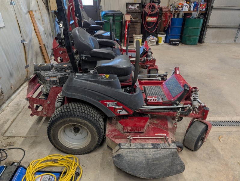 2021 Ferris ISX800 27 Image 1