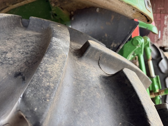 Photo of 2025 John Deere 6110M