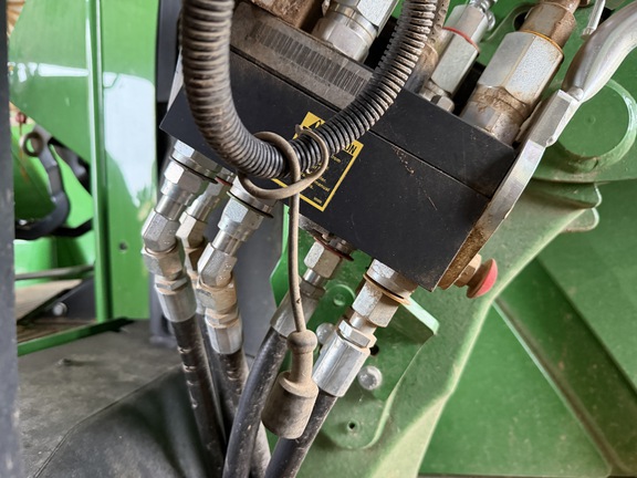 Photo of 2025 John Deere 6110M