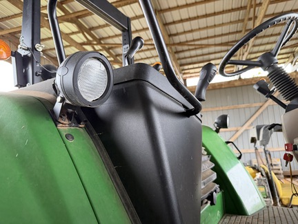 Photo of 2025 John Deere 6110M