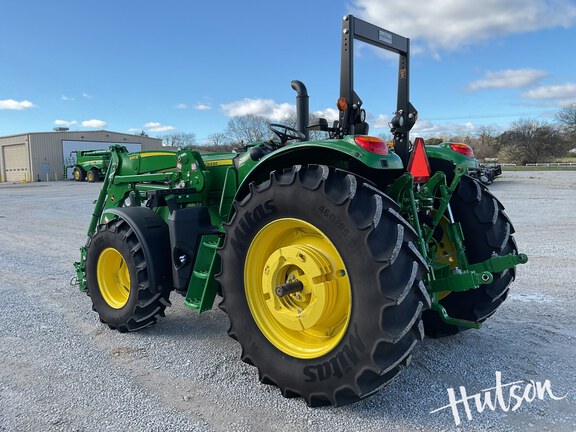 Photo of 2025 John Deere 6110M
