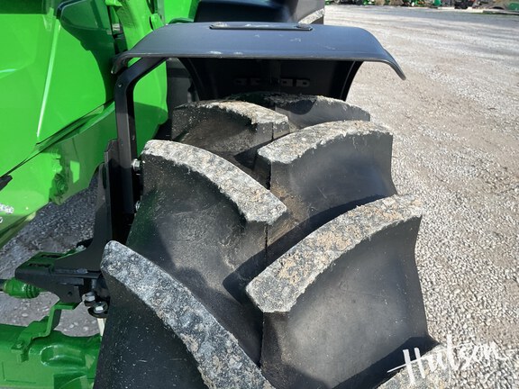 Photo of 2025 John Deere 6110M