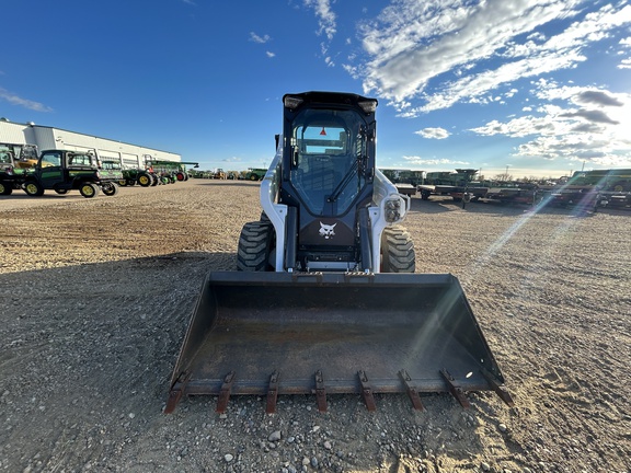 Used 2024 Bobcat S86 Skid Steer Loaders at Horizon Ag & Turf in Lloydminster, AB - Photo3