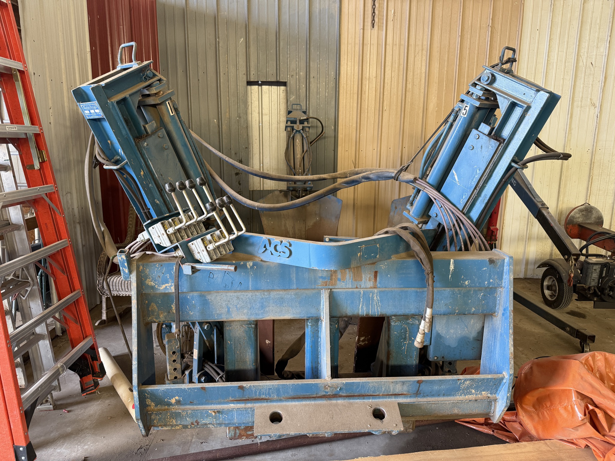 Caretree 554 Image 1