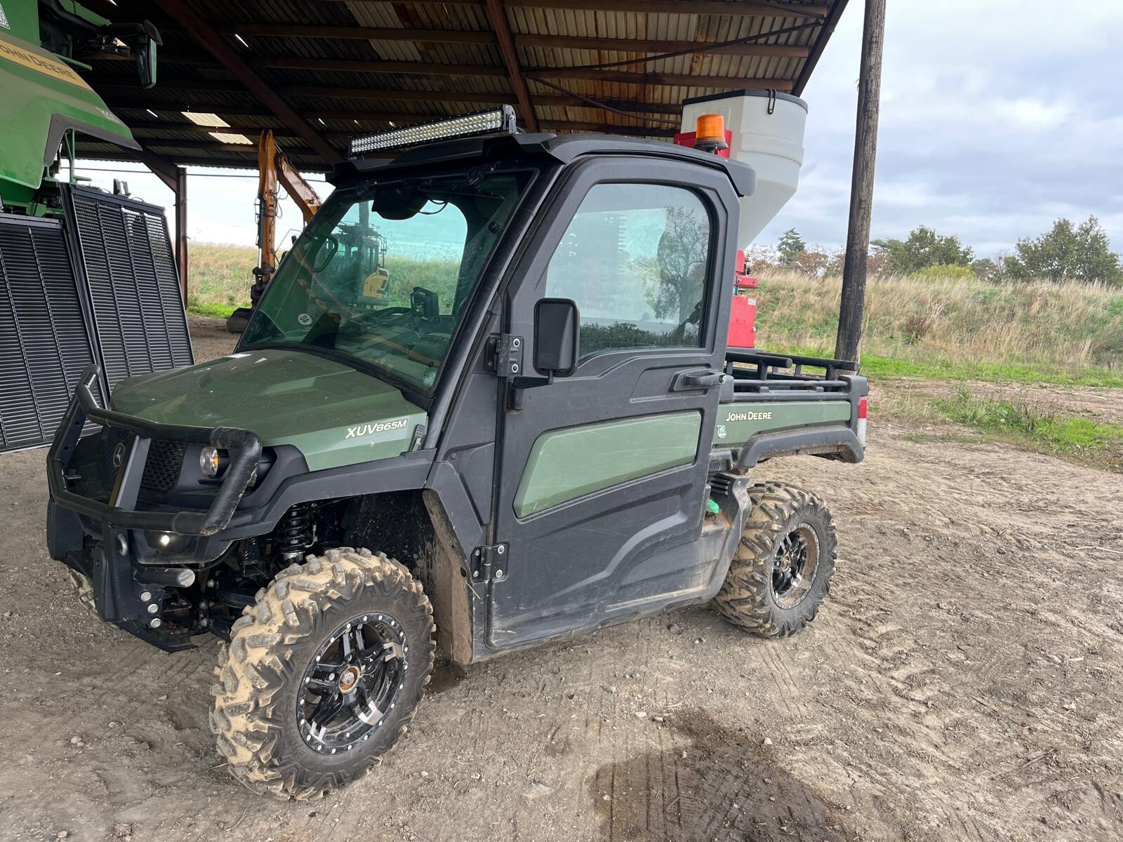 2021 John Deere 865M