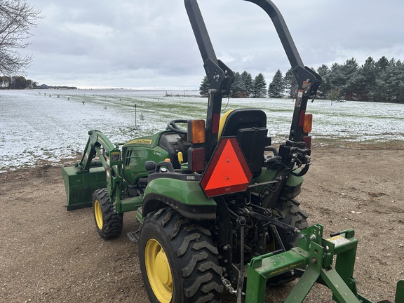 2019 John Deere 2025R - Photo2