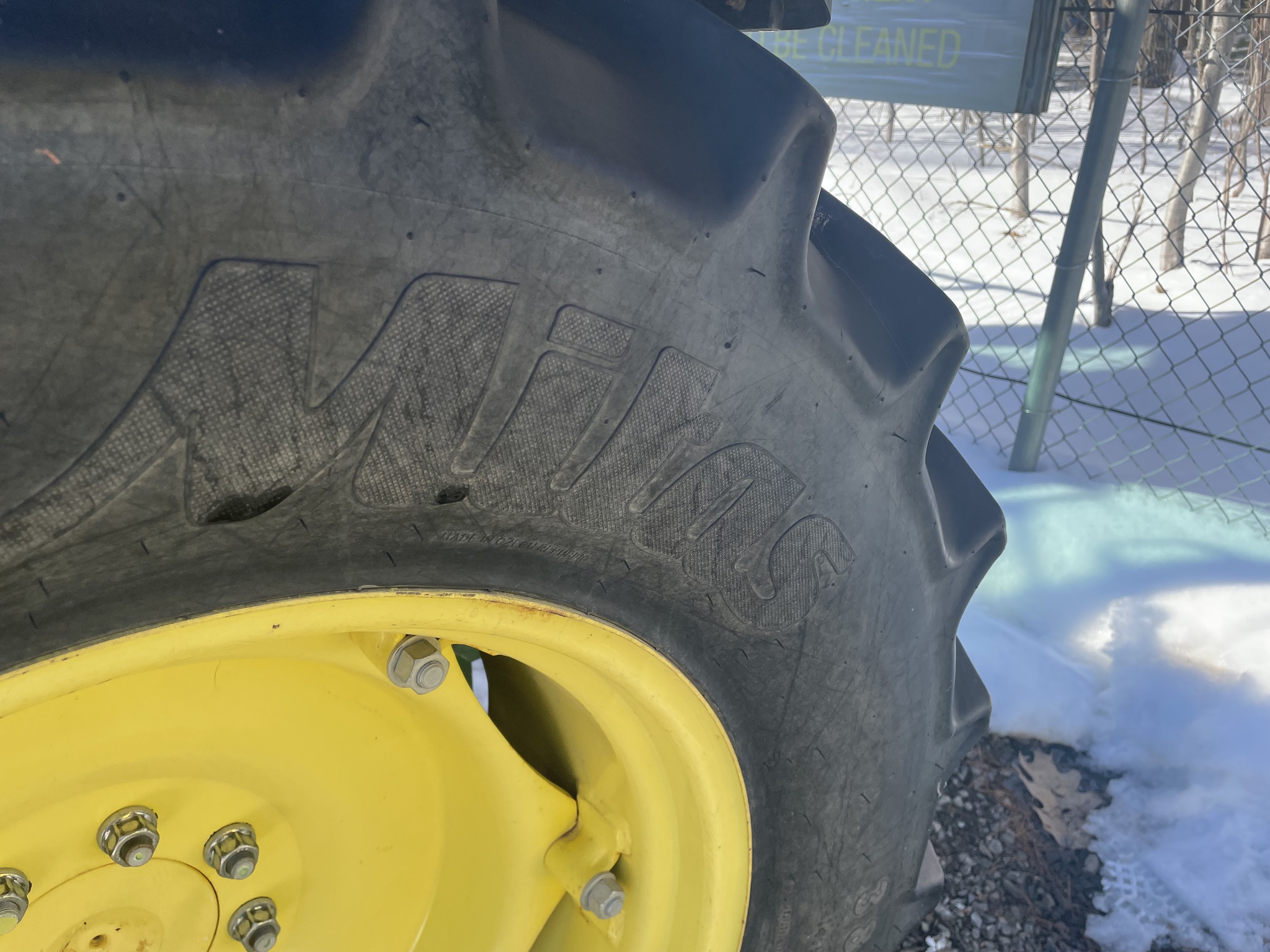 2017 John Deere 5100GN Image 10