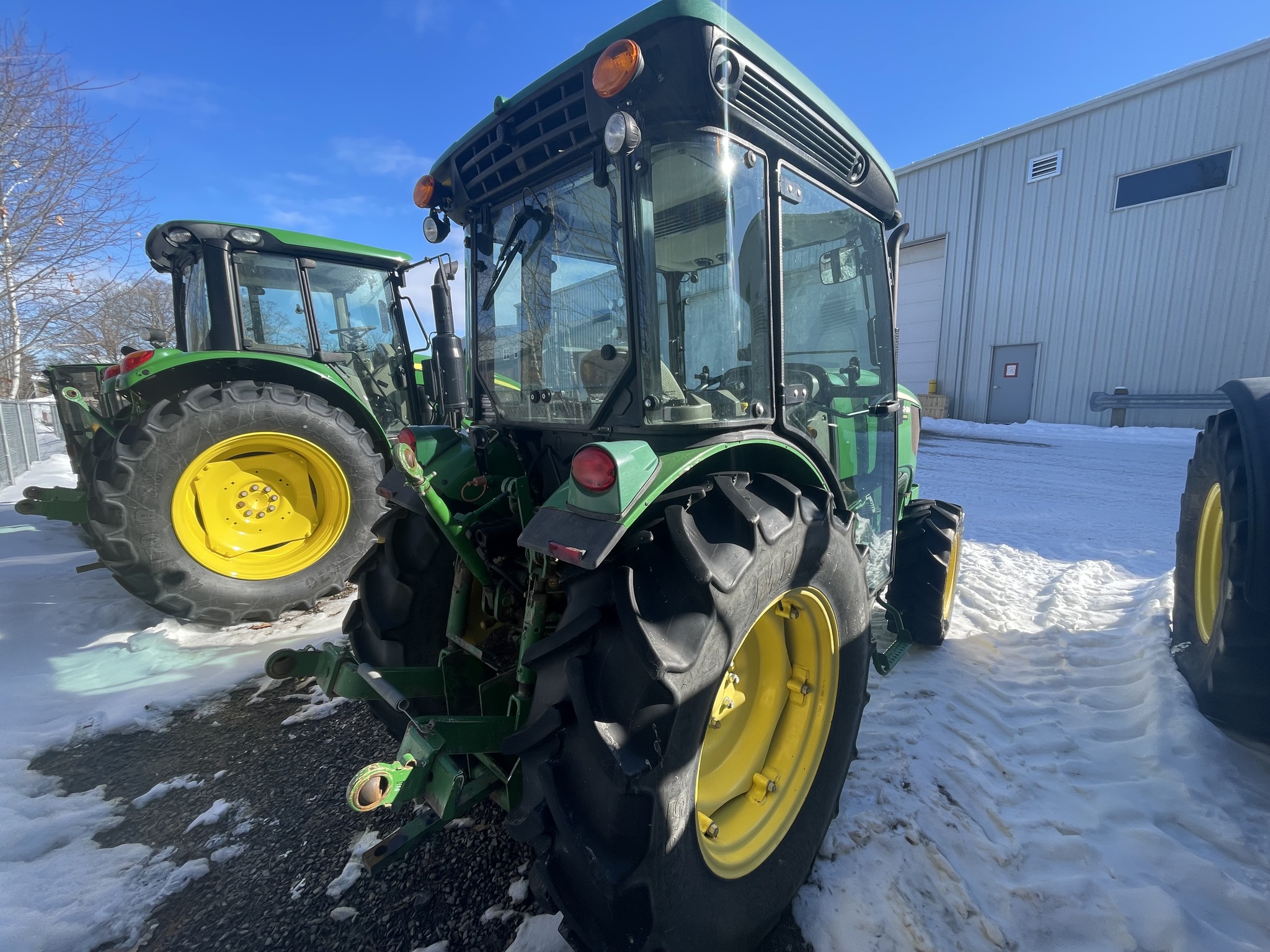 2017 John Deere 5100GN Image 3