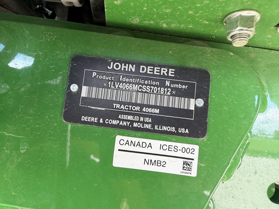 2025 John Deere 4066M - Photo32