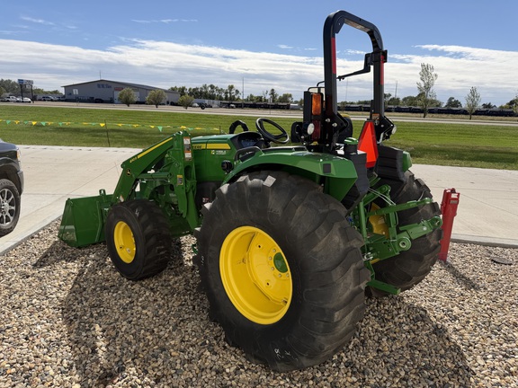 2025 John Deere 4066M - Photo5