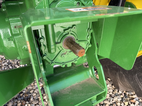 2025 John Deere 4066M - Photo25