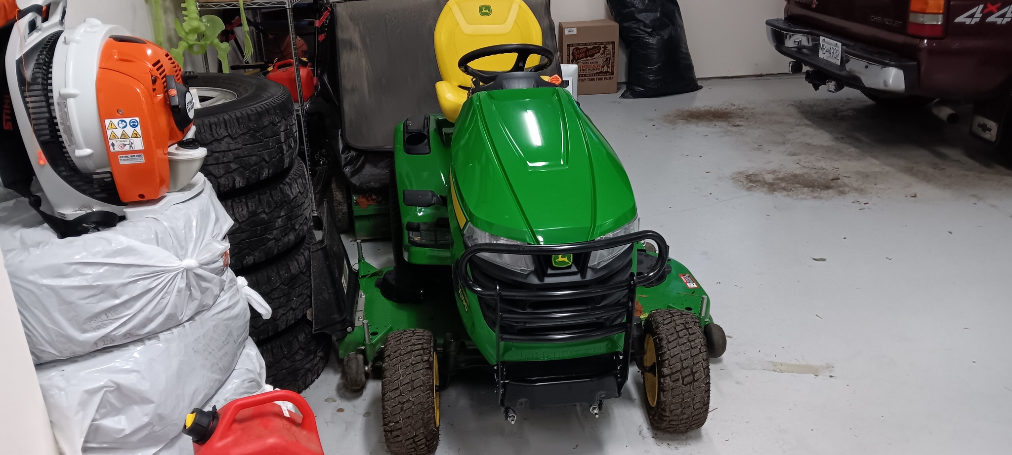 2024 John Deere X390 Image 6