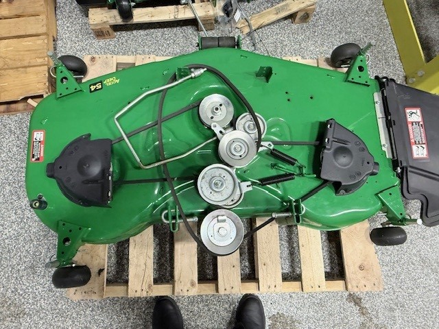 2024 John Deere X390 Image 5