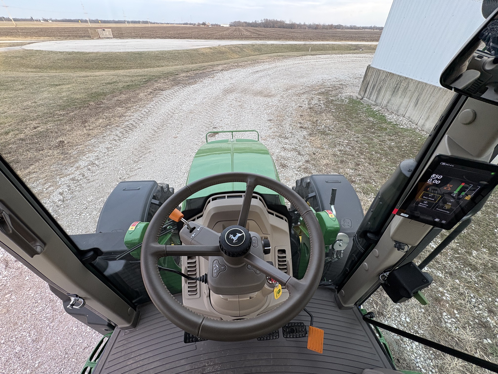  2025 John Deere 6M 125 at Heritage Tractor in Carthage, IL