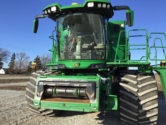 2025 John-Deere S7 800