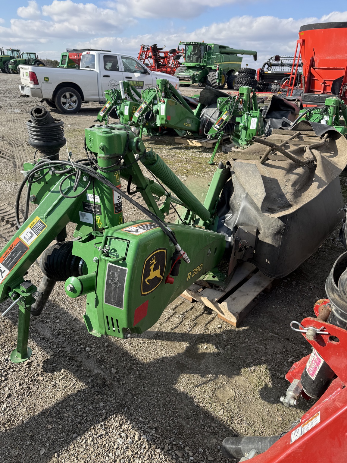 2022 John Deere R280 Image 15