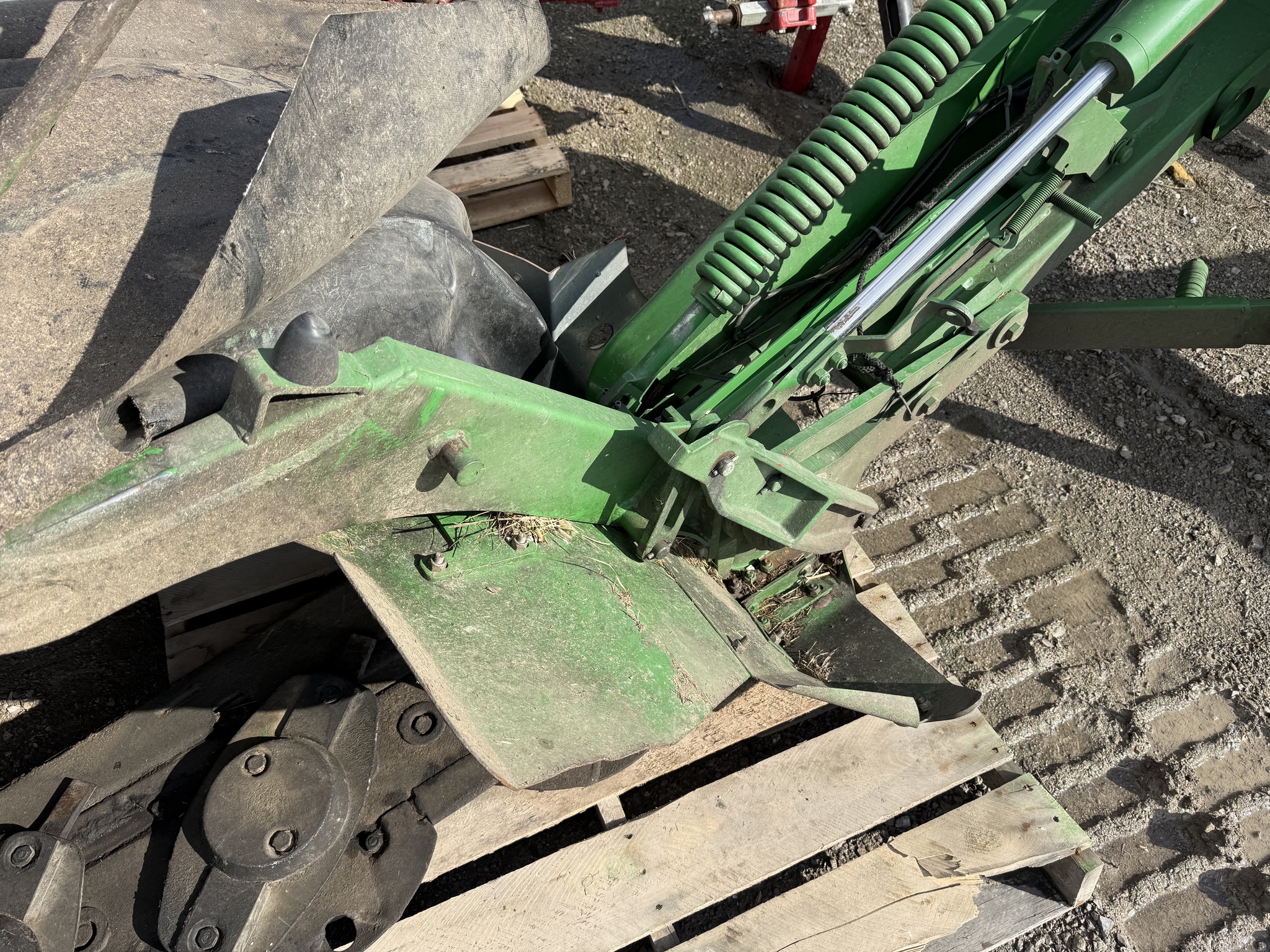 2022 John Deere R280 Image 18