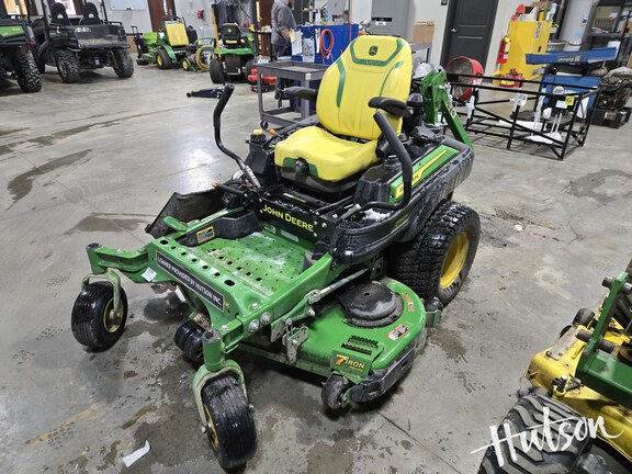 Photo of 2024 John Deere Z960M