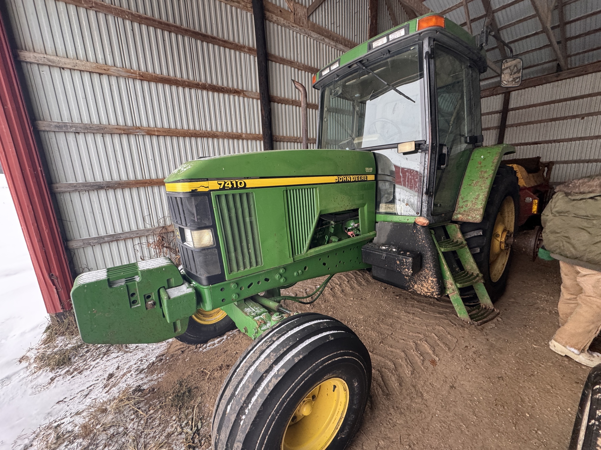 1997 John Deere 7410 Image 1