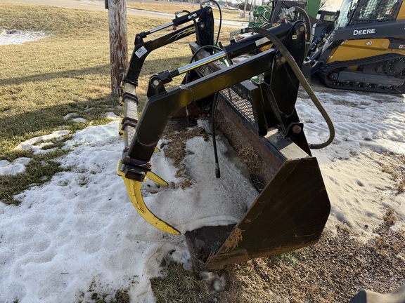2018 MDS 1 yard Bucket/grapple - Photo6