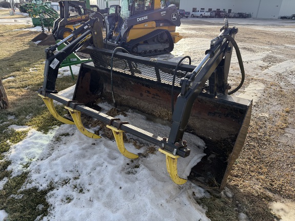 2018 MDS 1 yard Bucket/grapple - Photo7