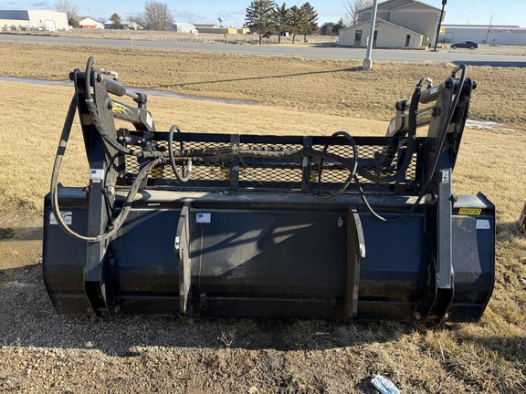 2018 MDS 1 yard Bucket/grapple - Photo4