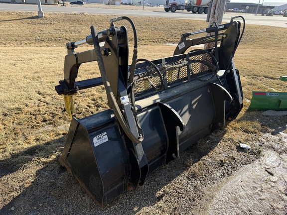 2018 MDS 1 yard Bucket/grapple - Photo5
