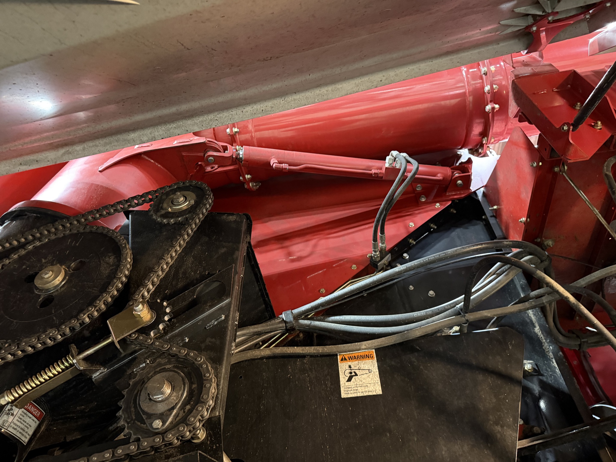 2011 Case IH 5088 Image 17