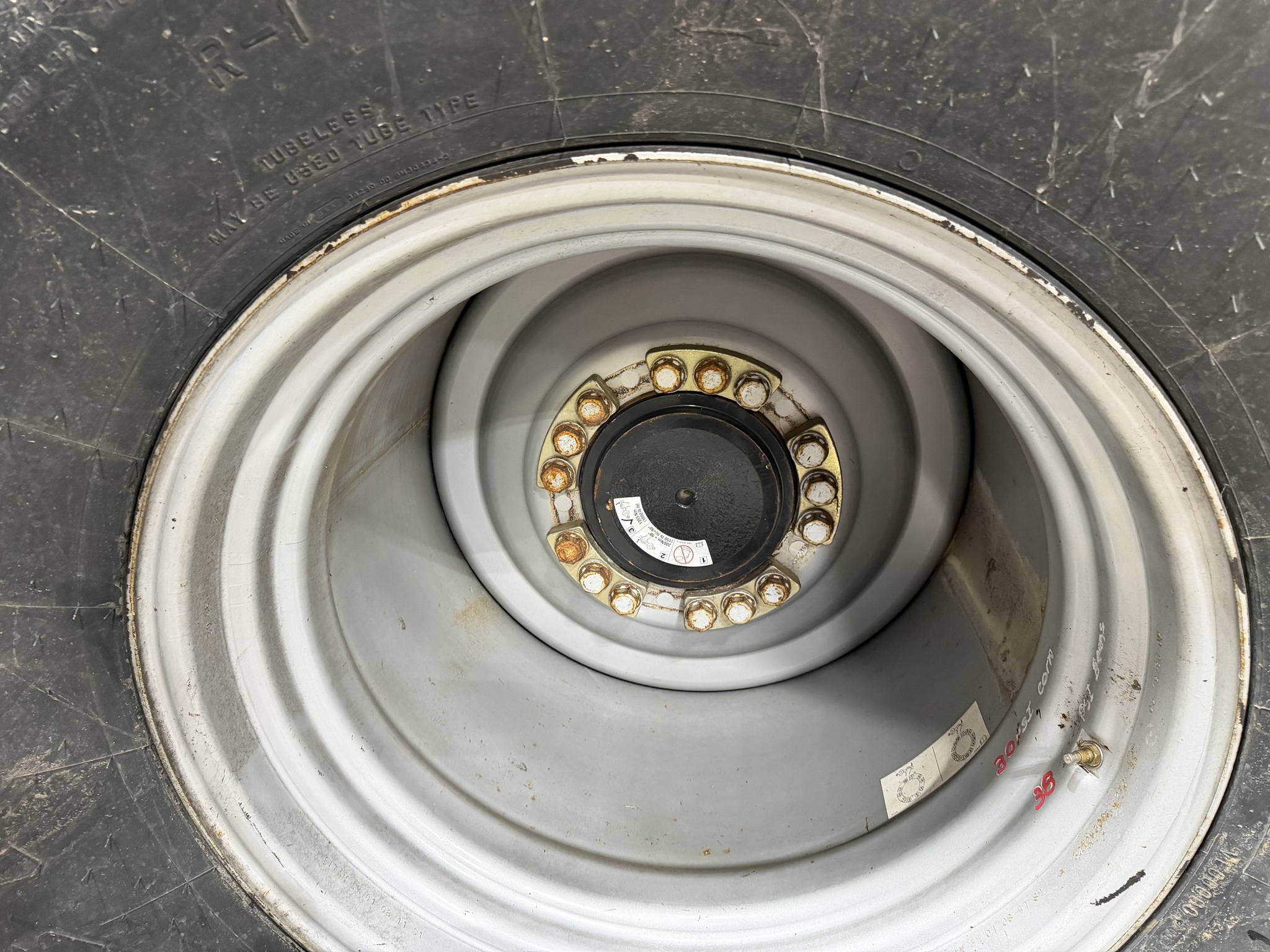 2011 Case IH 5088 Image 20