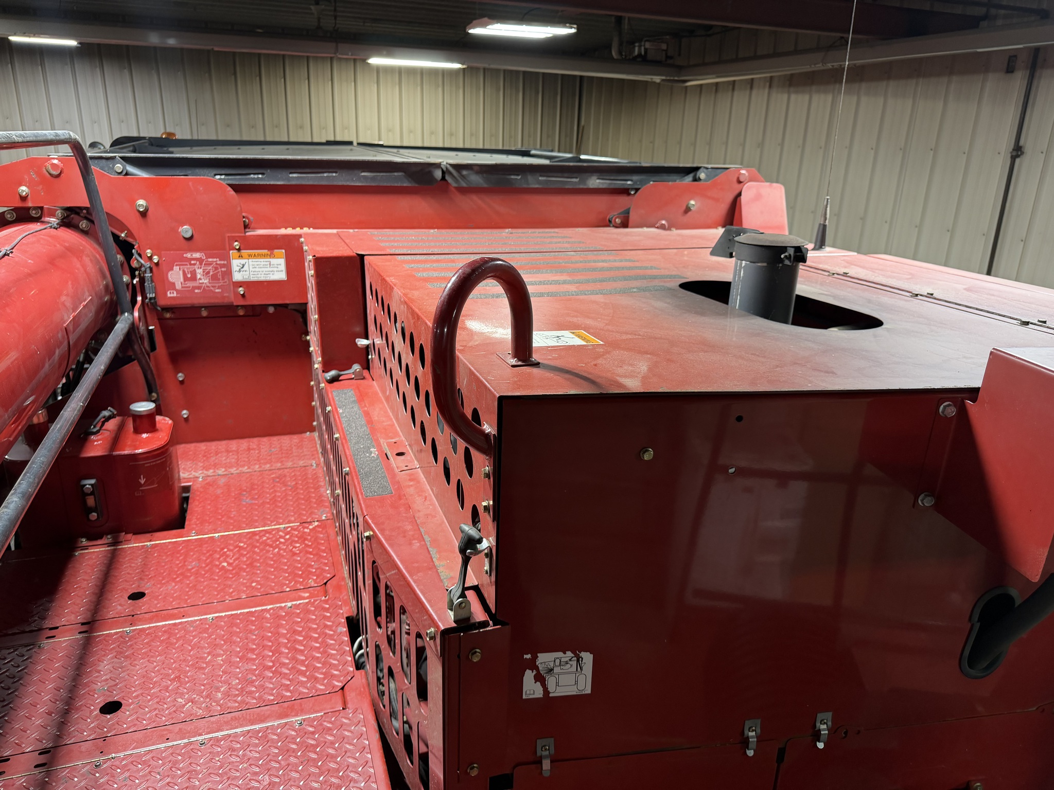 2011 Case IH 5088 Image 21