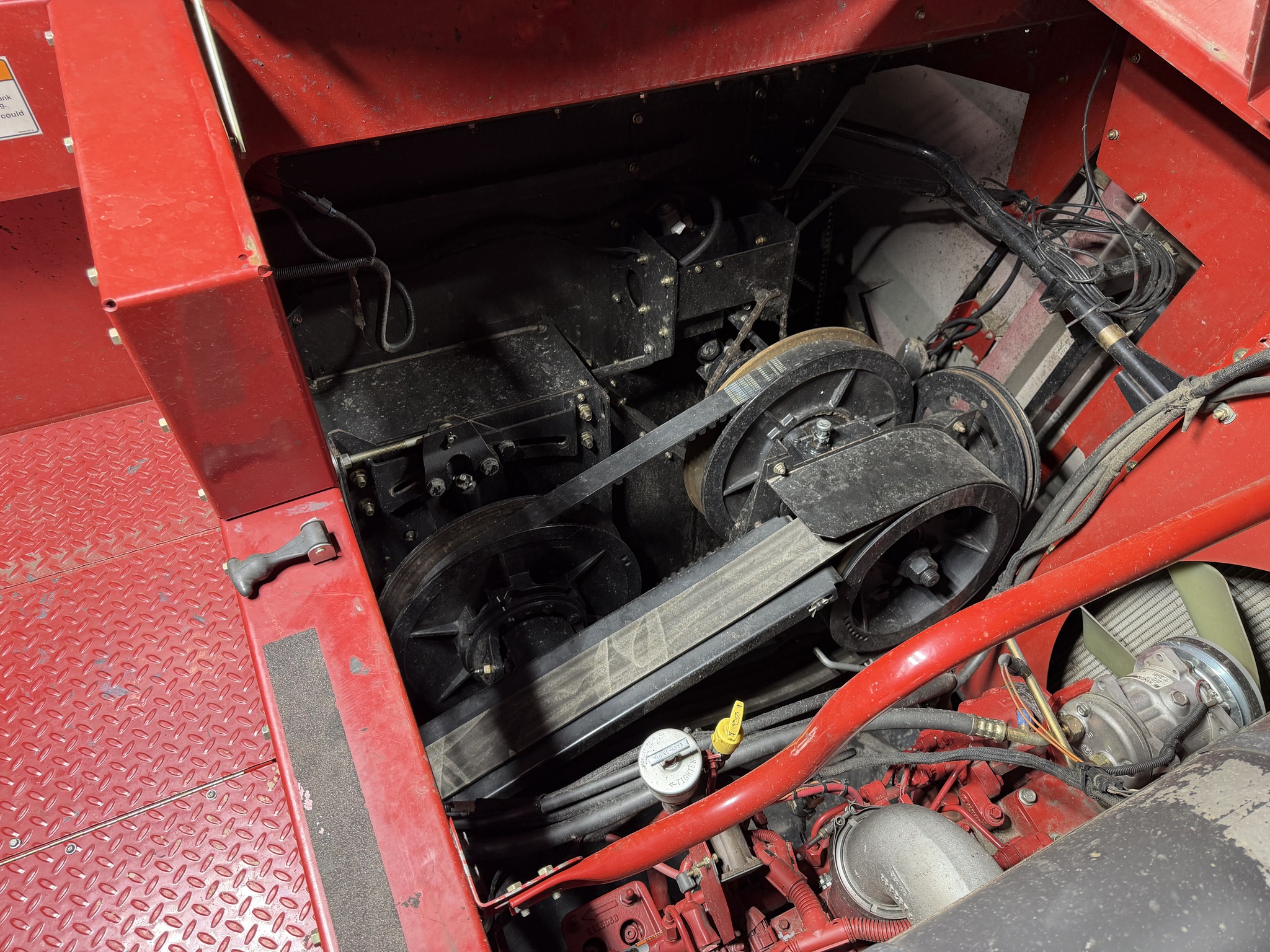 2011 Case IH 5088 Image 24