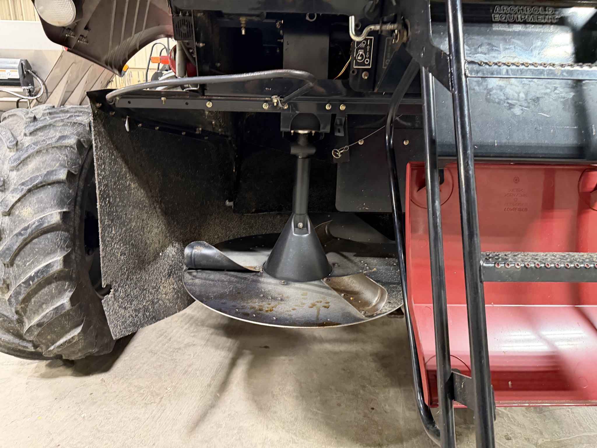 2011 Case IH 5088 Image 26