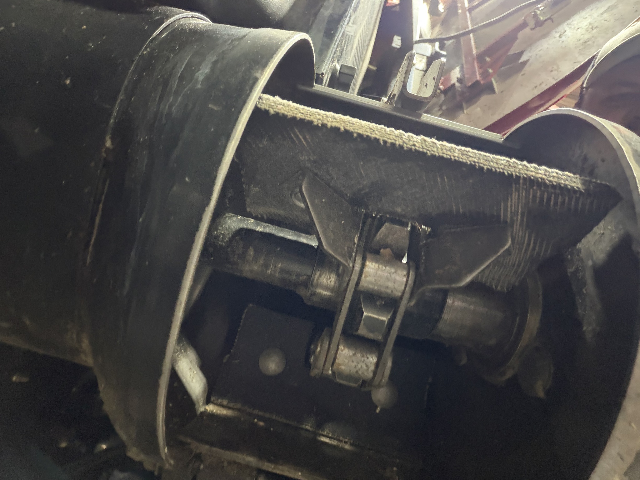 2011 Case IH 5088 Image 33