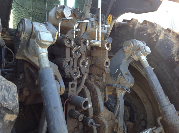 Photo of 2010 Challenger MT655C