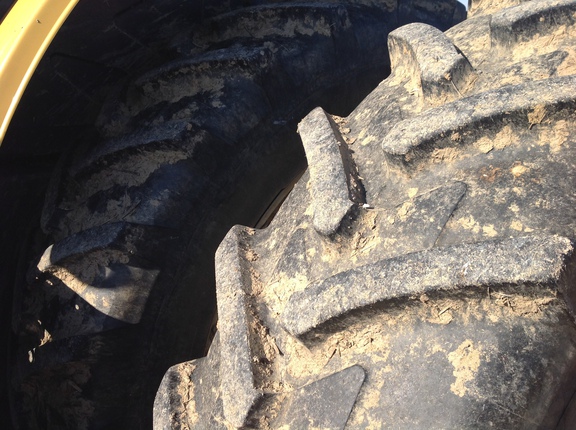 Photo of 2010 Challenger MT655C