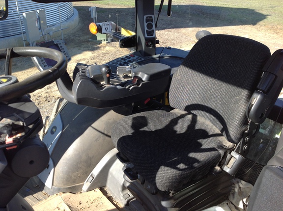 Photo of 2010 Challenger MT655C