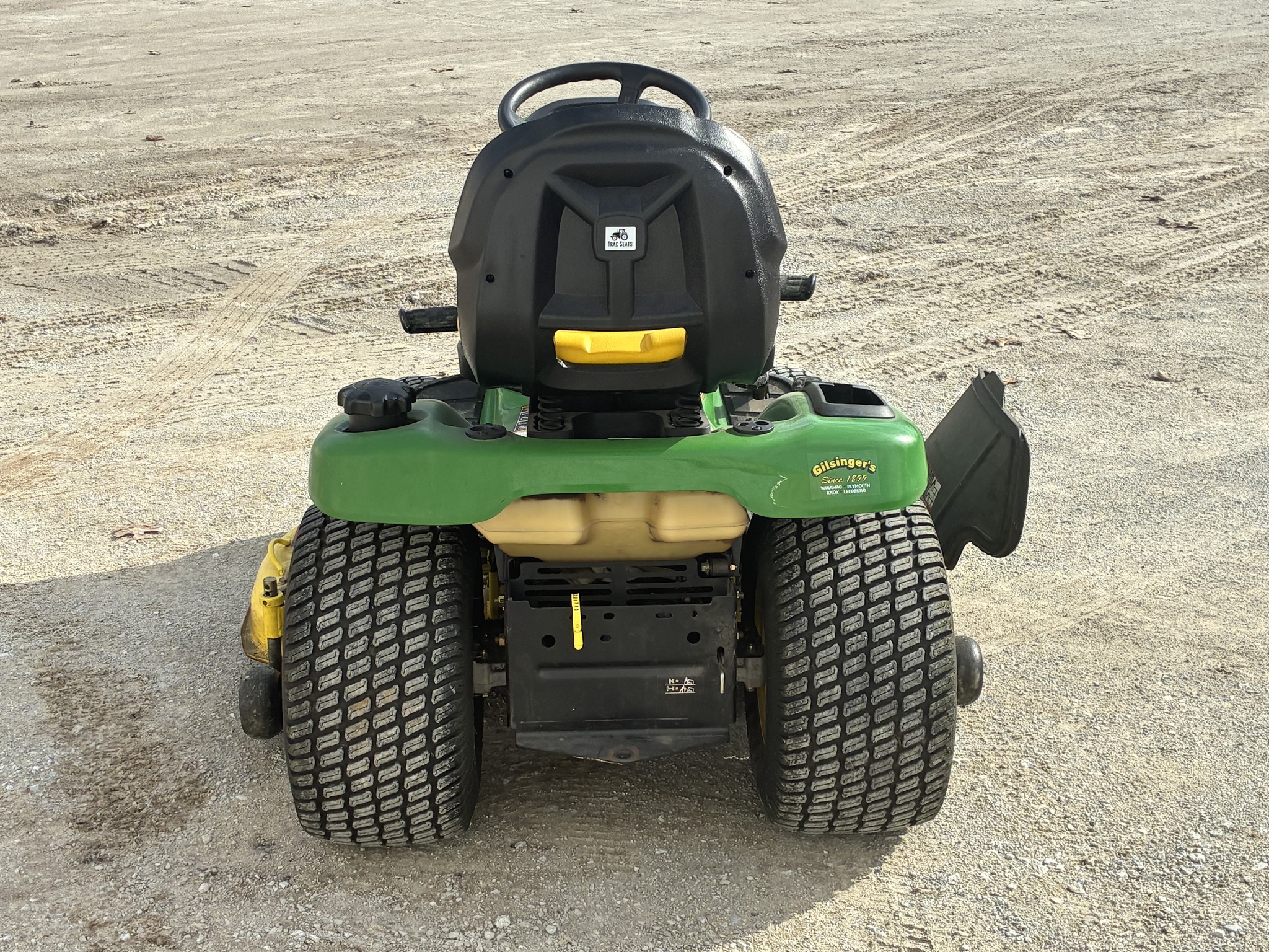 2006 John Deere X320 Image 4