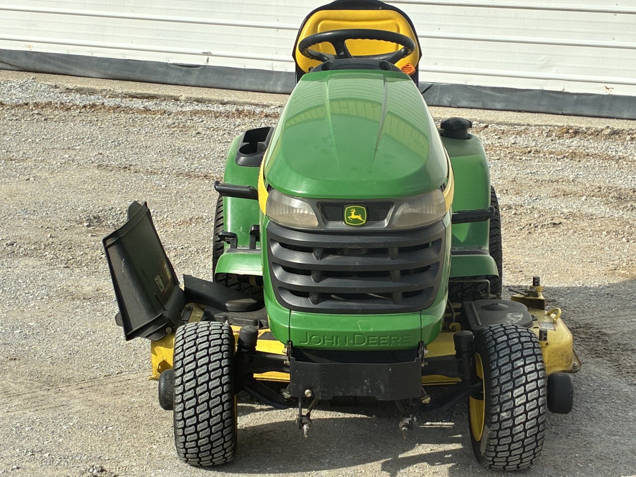 2006 John Deere X320 Image 8