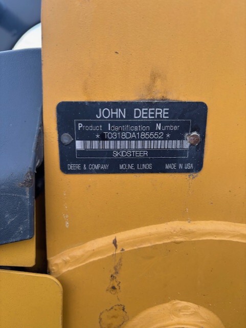 2010 John Deere 318D Image 4