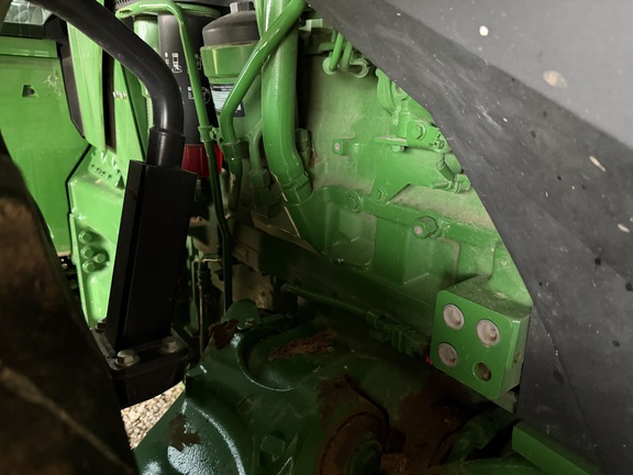 Photo of 2023 John Deere 8R 250