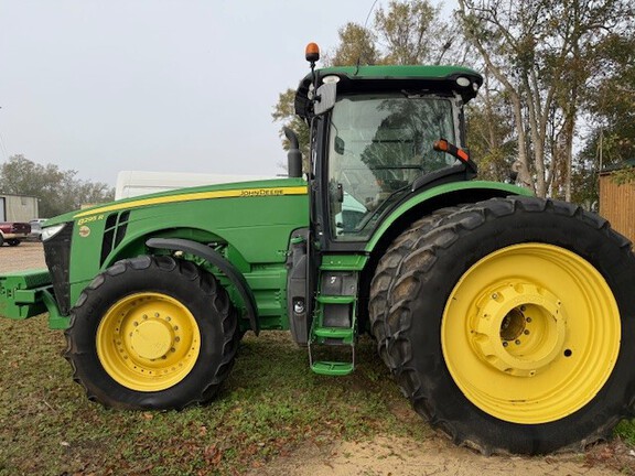 2014 John Deere 8295R Photo 1