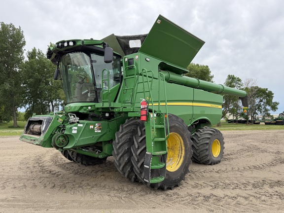 2023 John Deere S780 - Photo7